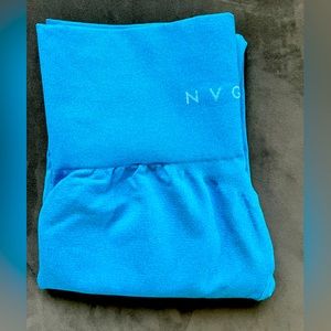 Nvgtn blue contour leggings small